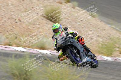 media/Jun-04-2022-WERA (Sat) [[b852bbbd55]]/Race 9 LW Twins Superbike V6 LW D Superstock/